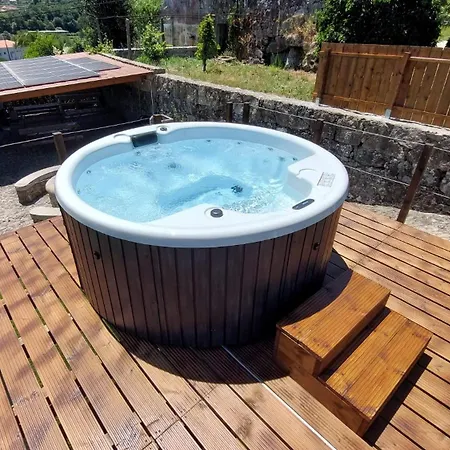 Paradise Glamping Farmház Covas